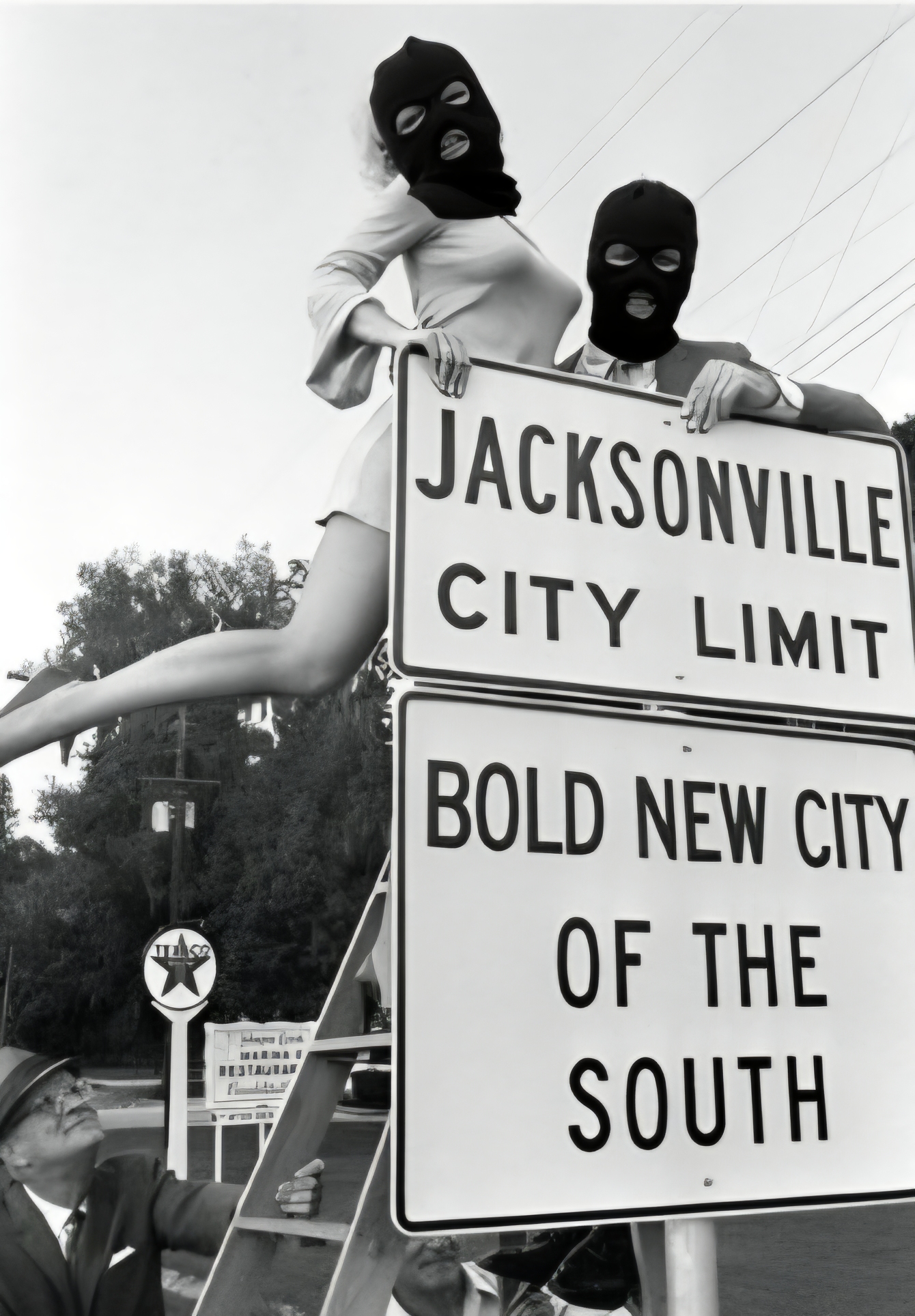 From the Archives (1968): Tribune catches masked bandits stealing City Limits sign. Tanzler questioned.
